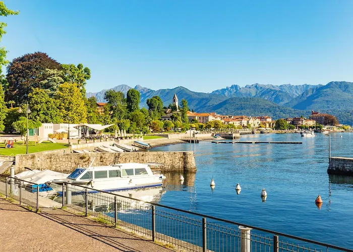 Daire Petalo Bianco 100m From - Happy Baveno